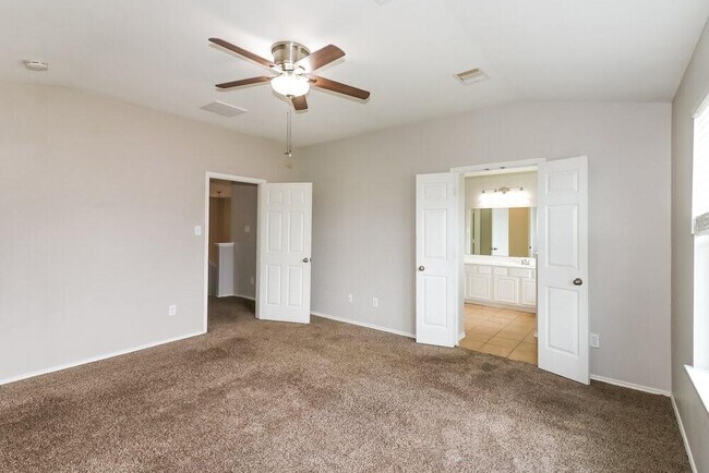 Building Photo - 20318 Clydesdale Ridge Dr