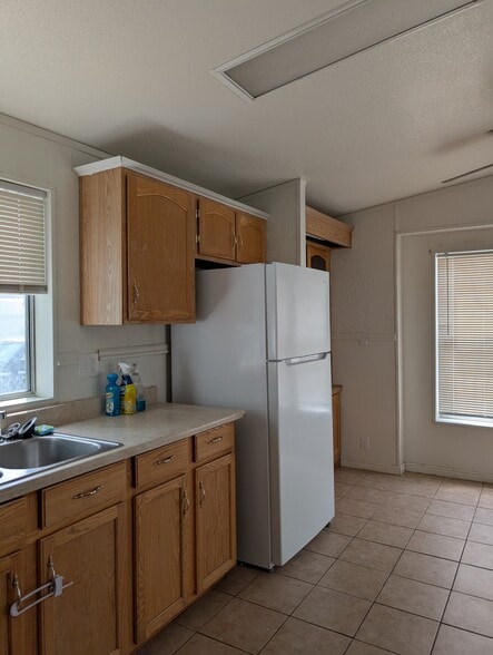 Building Photo - 1144 W Aspen Park Cir