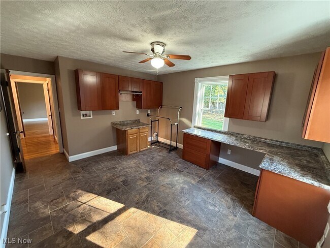 Building Photo - 30871 Lorain Rd