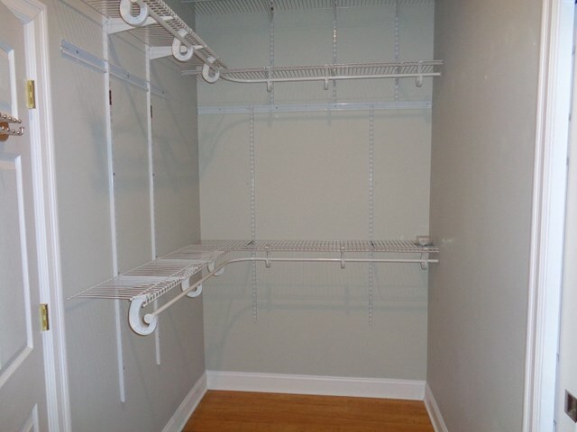 Building Photo - 34 E Market St
