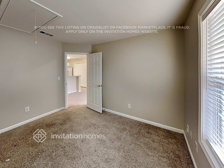 Building Photo - 214 Parkridge Dr