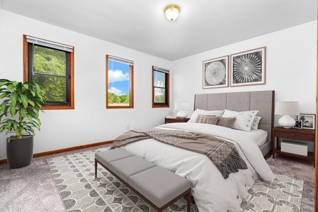 Building Photo - 4321 Britta Dr, Unit 1