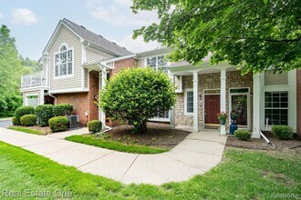 Building Photo - 44770 Marigold Dr
