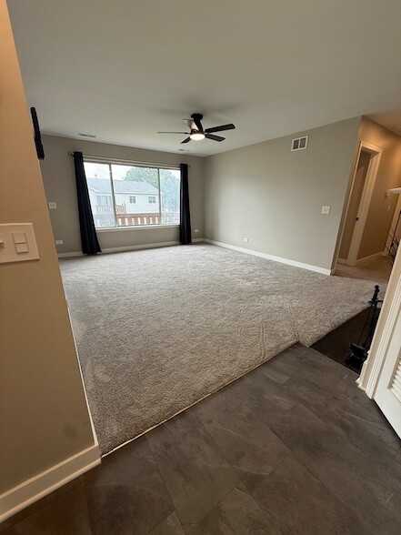Building Photo - 673 Thorntree Ct