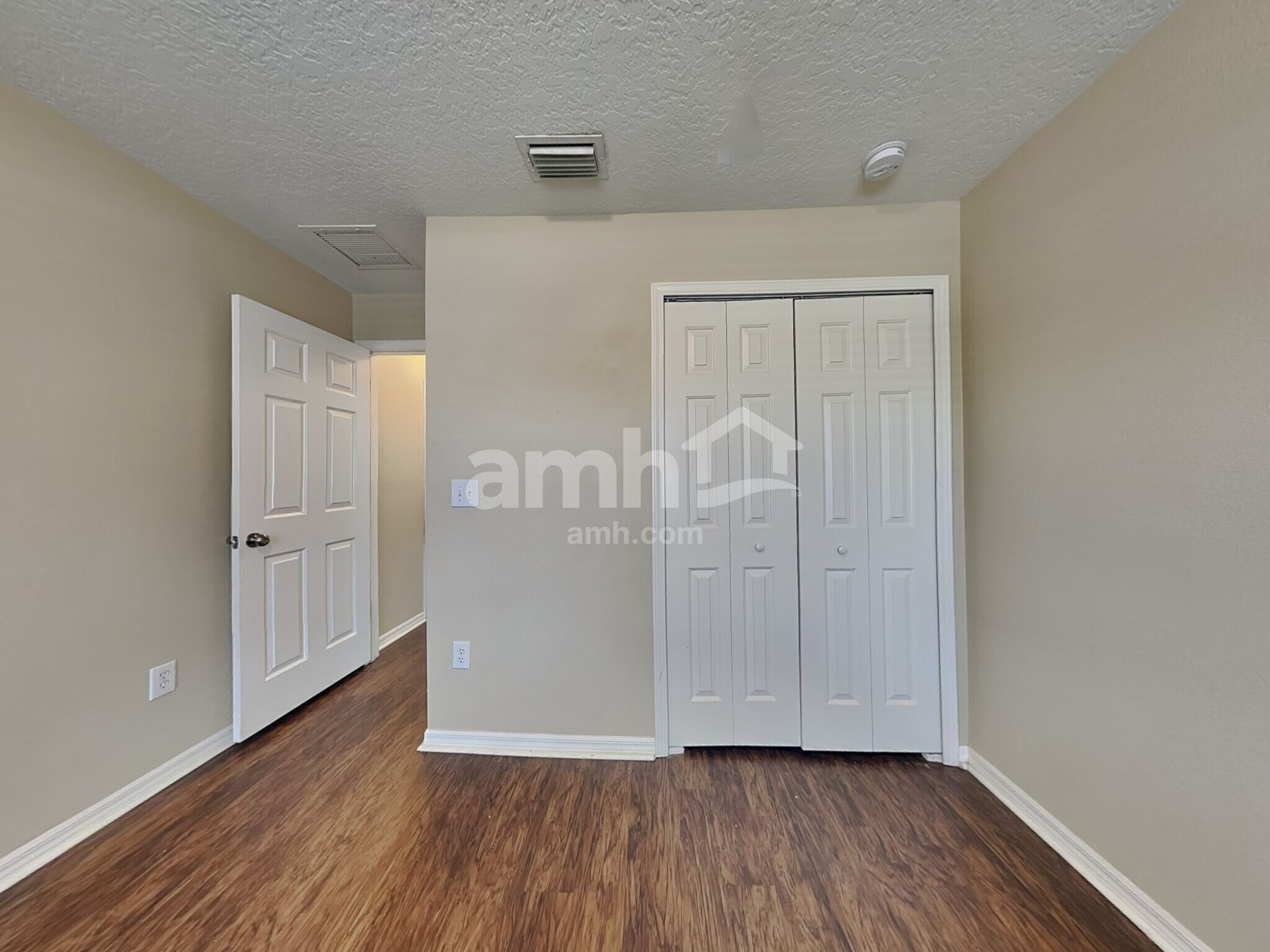 Building Photo - 4409 Country Hills Blvd