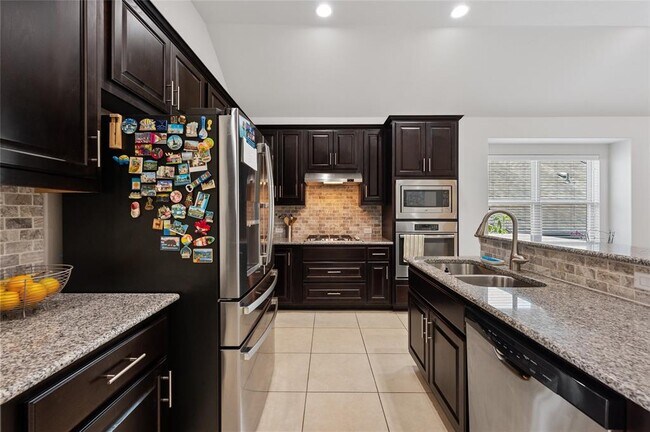 Building Photo - 3828 Vinalopo Dr