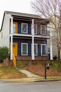 Building Photo - 3710 W Cherokee Rd