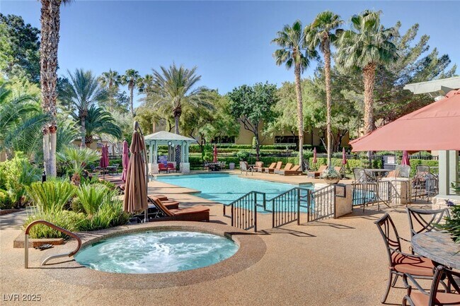 Building Photo - 8733 Red Brook Dr