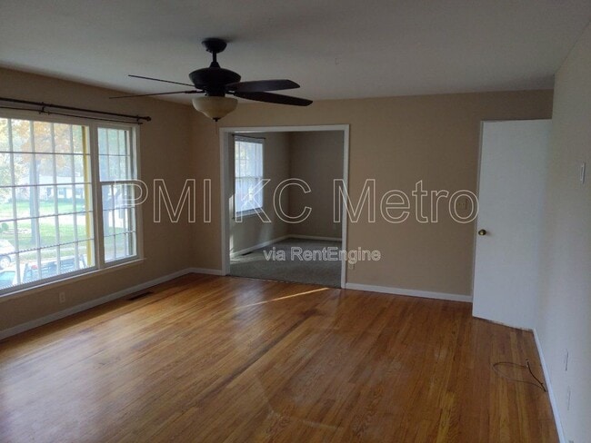 Building Photo - 3207 NE 48th Terrace