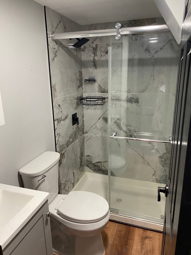 Building Photo - 1211 Poplar Grove St