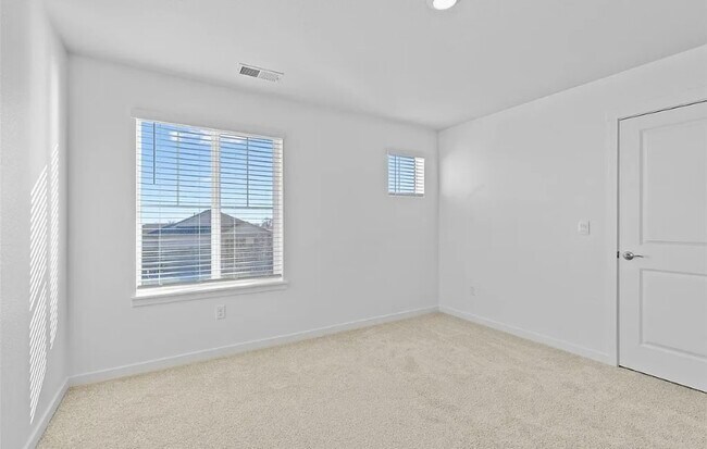 Building Photo - Berthoud Home