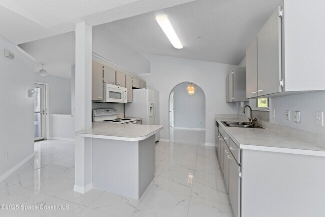 Building Photo - 1768 Wake Forest Rd NW