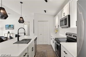 Building Photo - 3205 Jacaranda Pkwy E