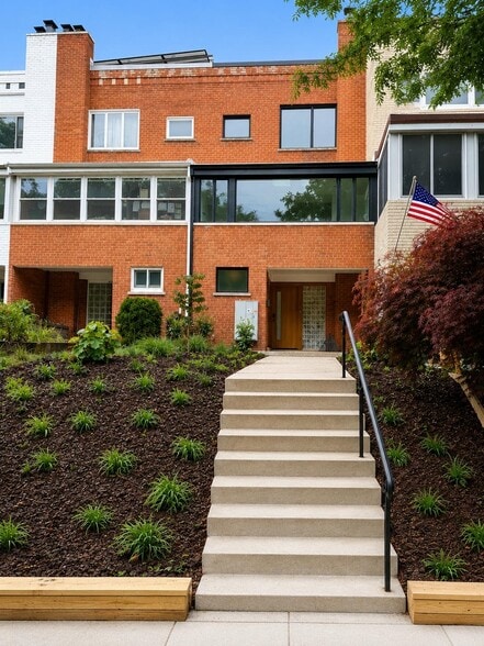 Building Photo - 4118 Arkansas Ave NW