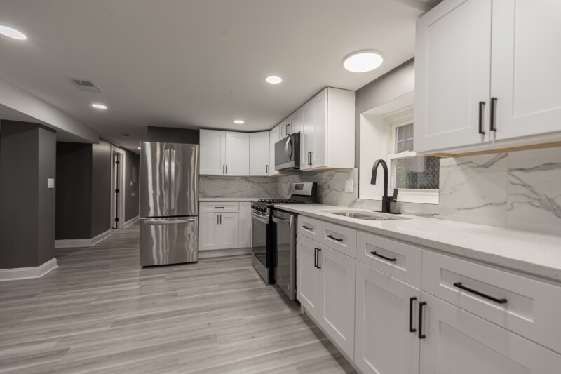 Building Photo - 4627 N Monticello Ave