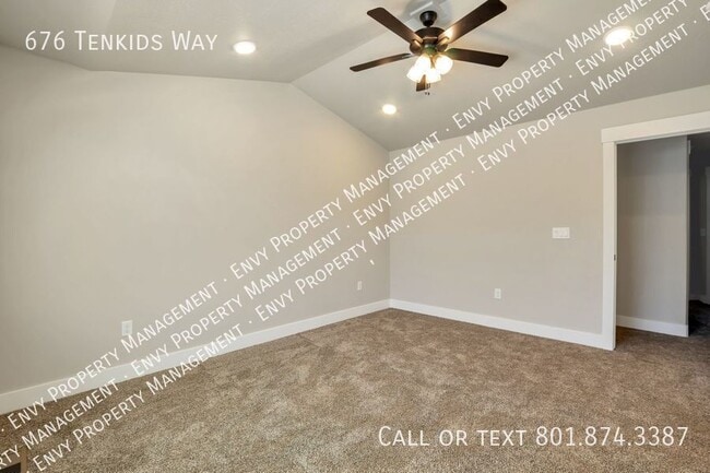 Building Photo - 676 Tenkids Way