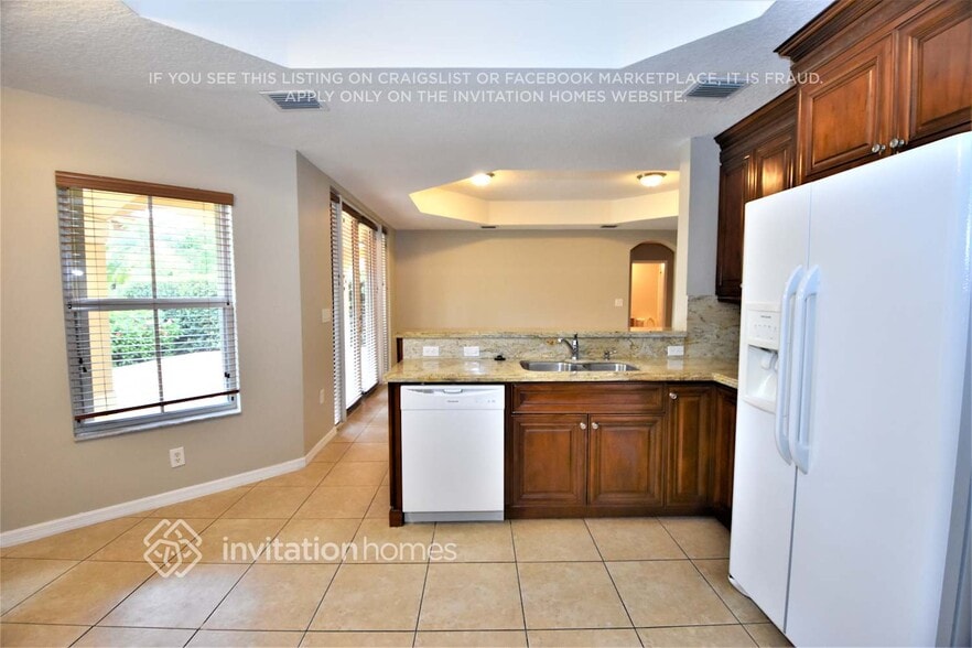 Building Photo - 3066 SW 155th Ave