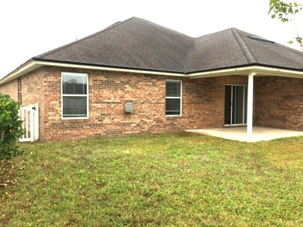 Building Photo - 632 E Red House Branch Rd