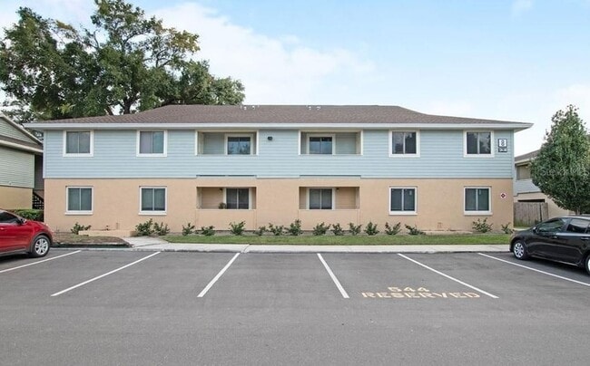 Building Photo - 538 Golden Raintree Pl