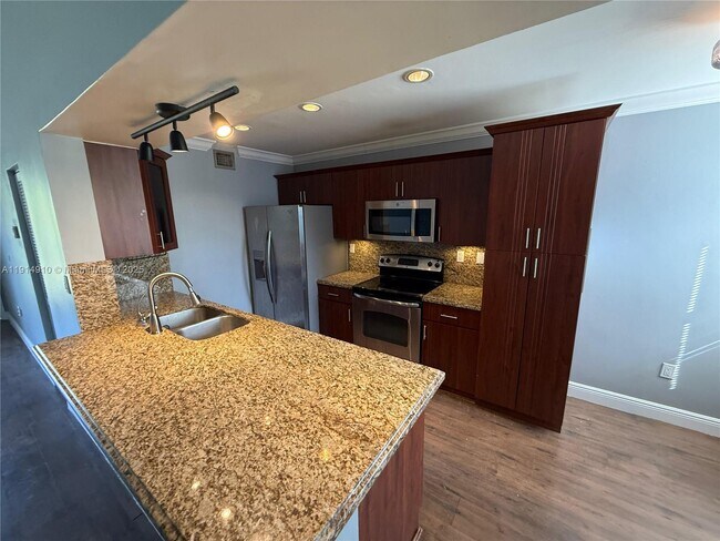 Building Photo - 9723 NW 49th Terrace