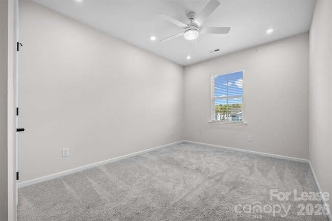 Building Photo - 217 Brks Spgs Dr