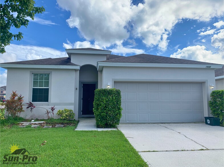 Building Photo - 1932 Cove Point Rd