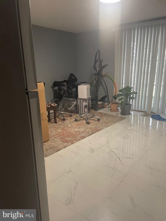 Building Photo - 7814 Saturn Pl