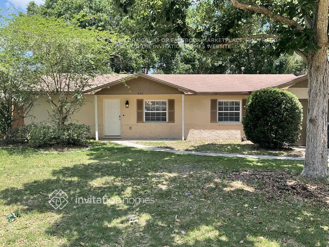 Building Photo - 626 Huntington St