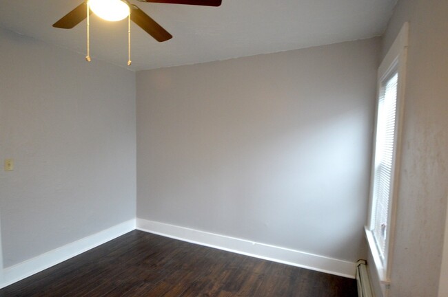 Building Photo - 475 Water St