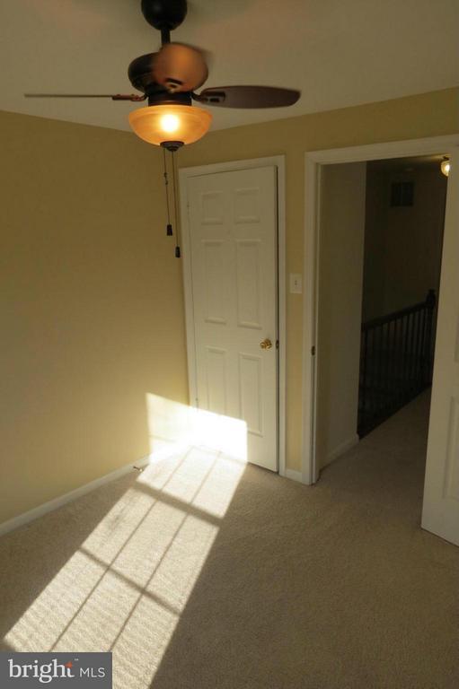 Building Photo - 2208 Wimbledon Cir