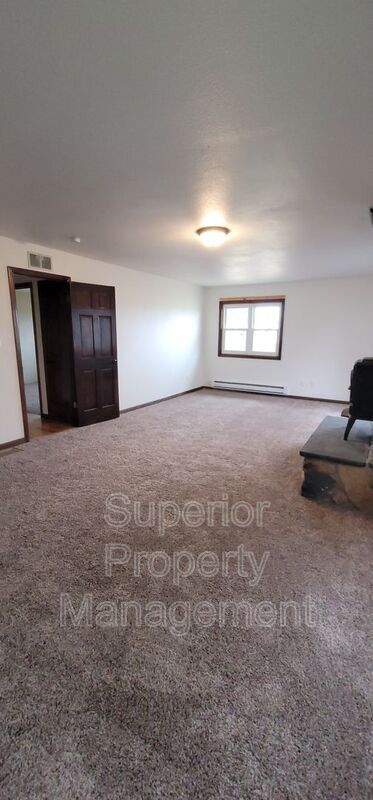 Building Photo - 7014 Ridge Rd