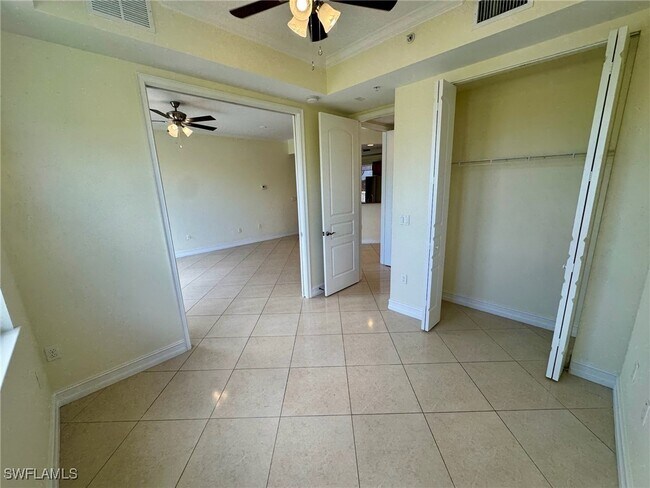 Building Photo - 4400 Bonita Beach Walk Dr