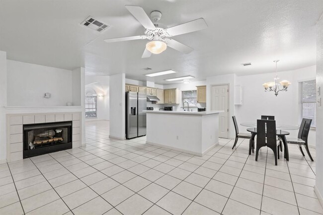 Building Photo - 3301 Texas Topaz Dr