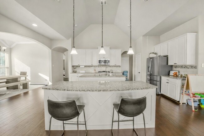 Building Photo - 29323 Prairie Rose Ct