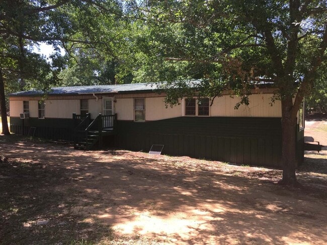 Building Photo - SECTION 8 VOUCHER HOLDERS APPLY NOW! 2 Bed...