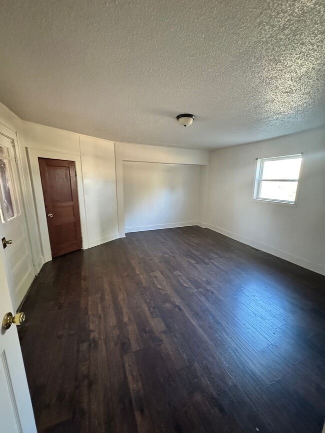 Building Photo - 2/1 Duplex in Shelby, NC