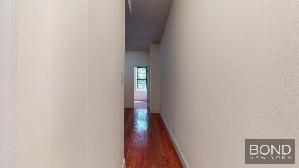 Building Photo - 228 E 36th St