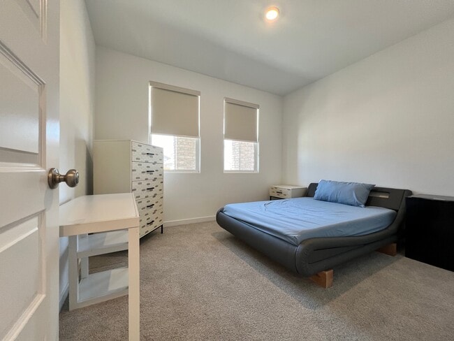 Building Photo - 7502 Kiwi Mdw Ct