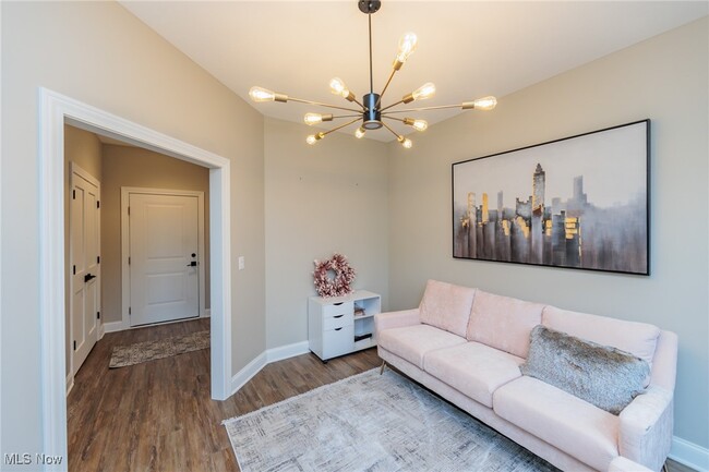 Building Photo - 29 Ashbourne Dr
