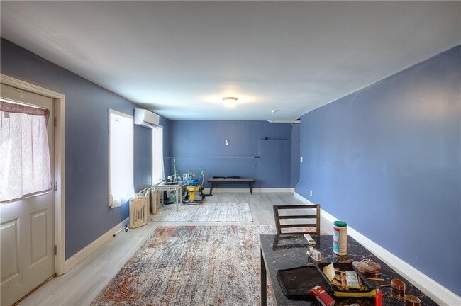 Building Photo - 1230 Dianne Dr