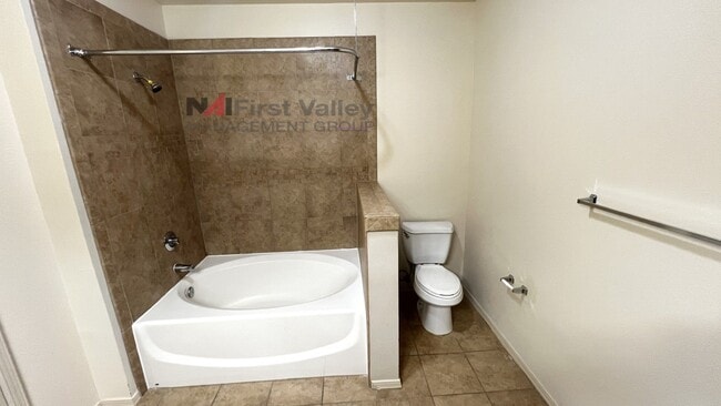 Building Photo - 3 Bedrooms, 2 Baths and a Single Car Garage