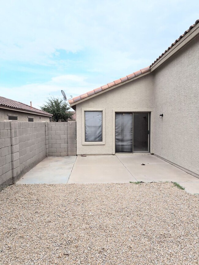 Building Photo - Lovely home in Lesuer Estates Mesa!!