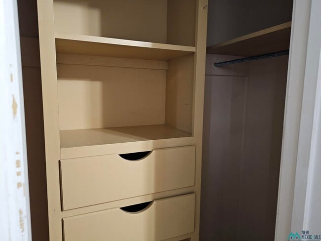 Building Photo - 2305 North Dr