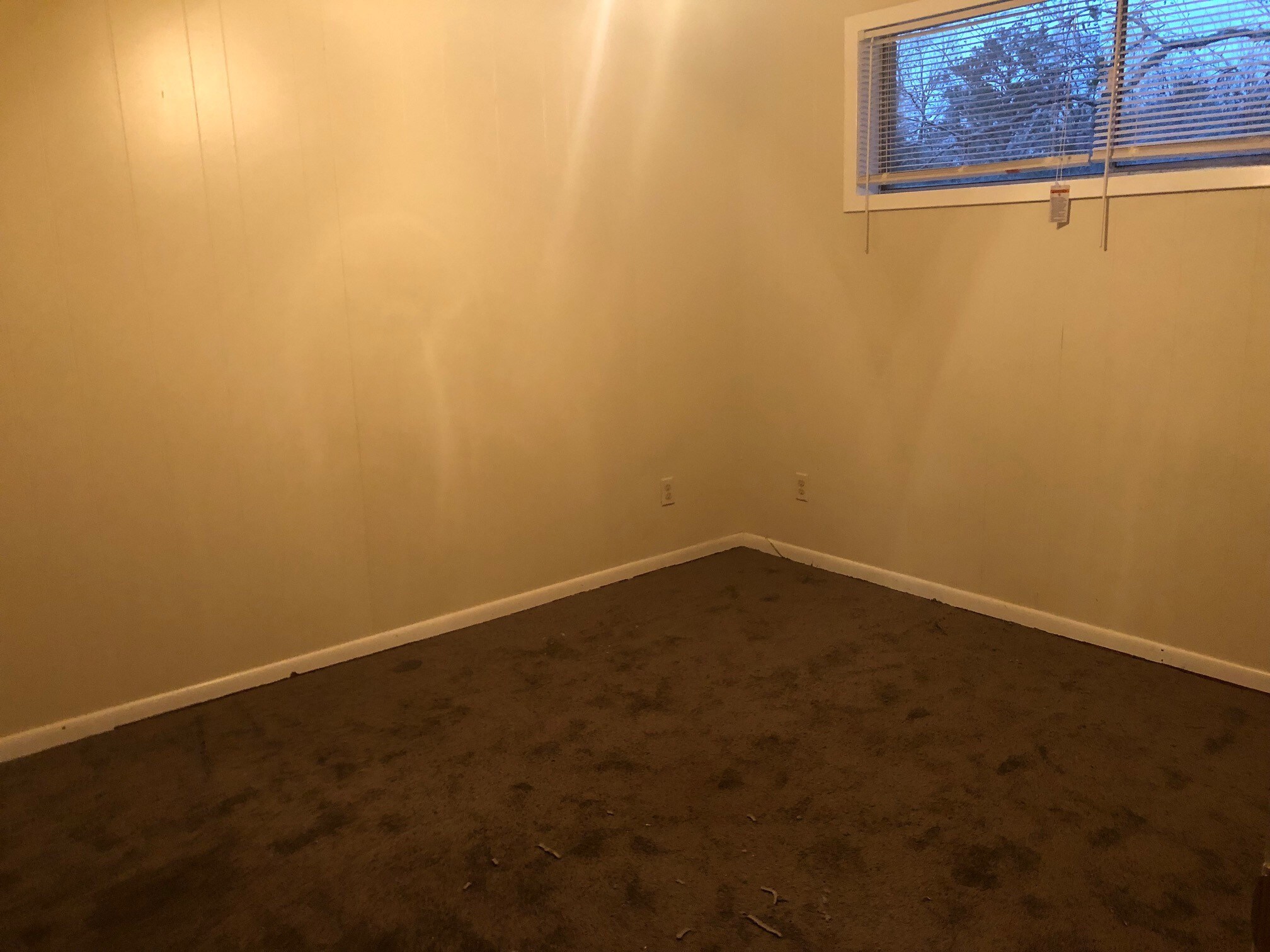 Building Photo - 105 N Ruland St