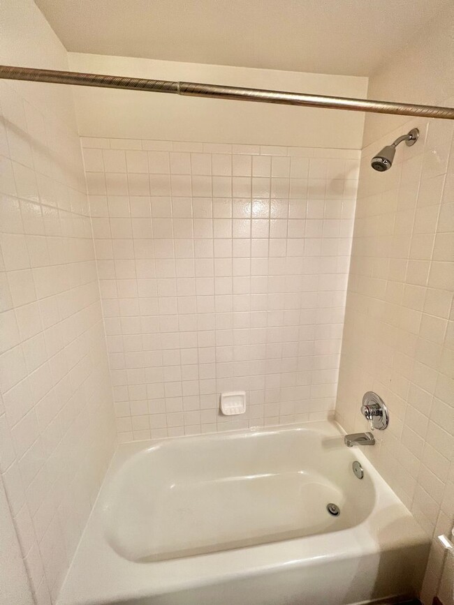 Building Photo - 3 bed, 3 bath Home in Poudre Overlook Neig...