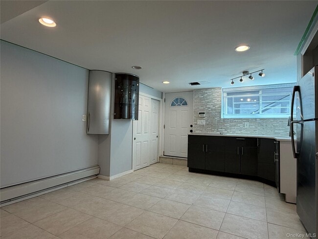 Building Photo - 7311 Avenue W