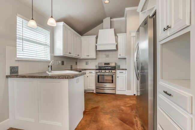 Building Photo - 5120 NW 163rd St