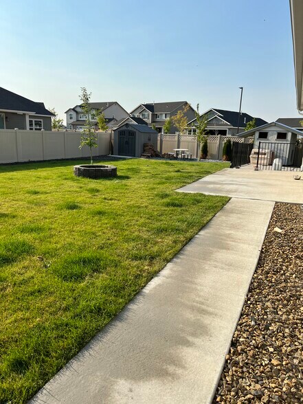 Building Photo - 2990 N Night Owl Ave