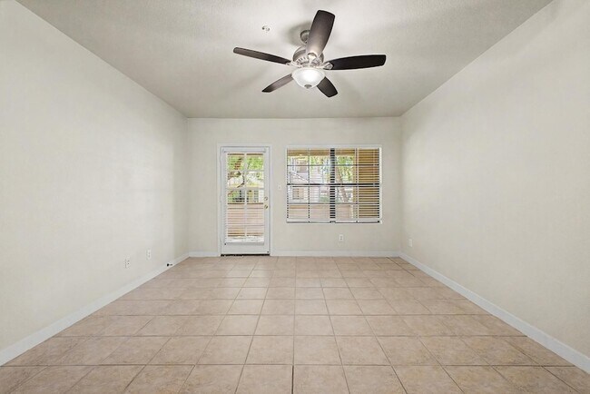 Building Photo - 6885 E Cochise Rd