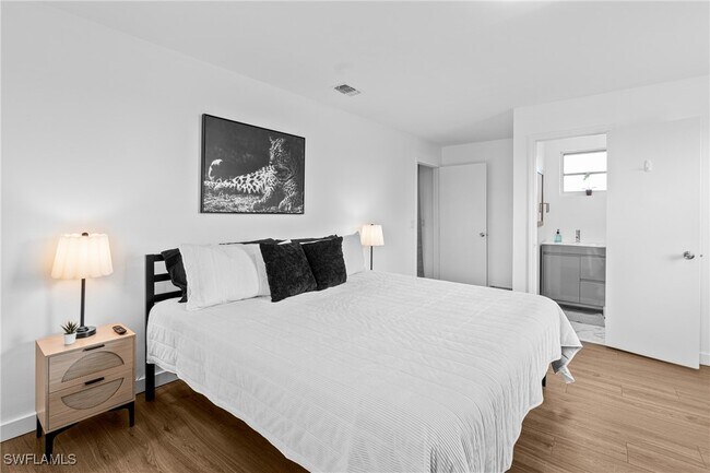 Building Photo - 3303 6th St SW